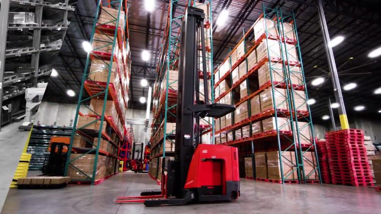 reach truck1 Image description
