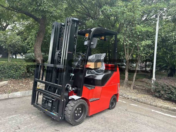 Electric Forklift