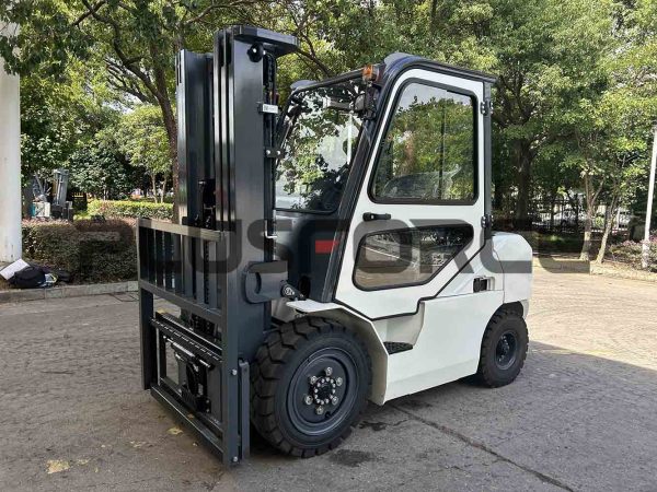 Electric Forklift