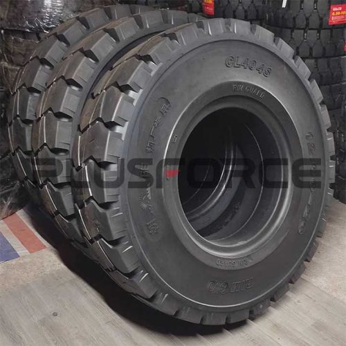 Pneumatic Tires/Solid tires