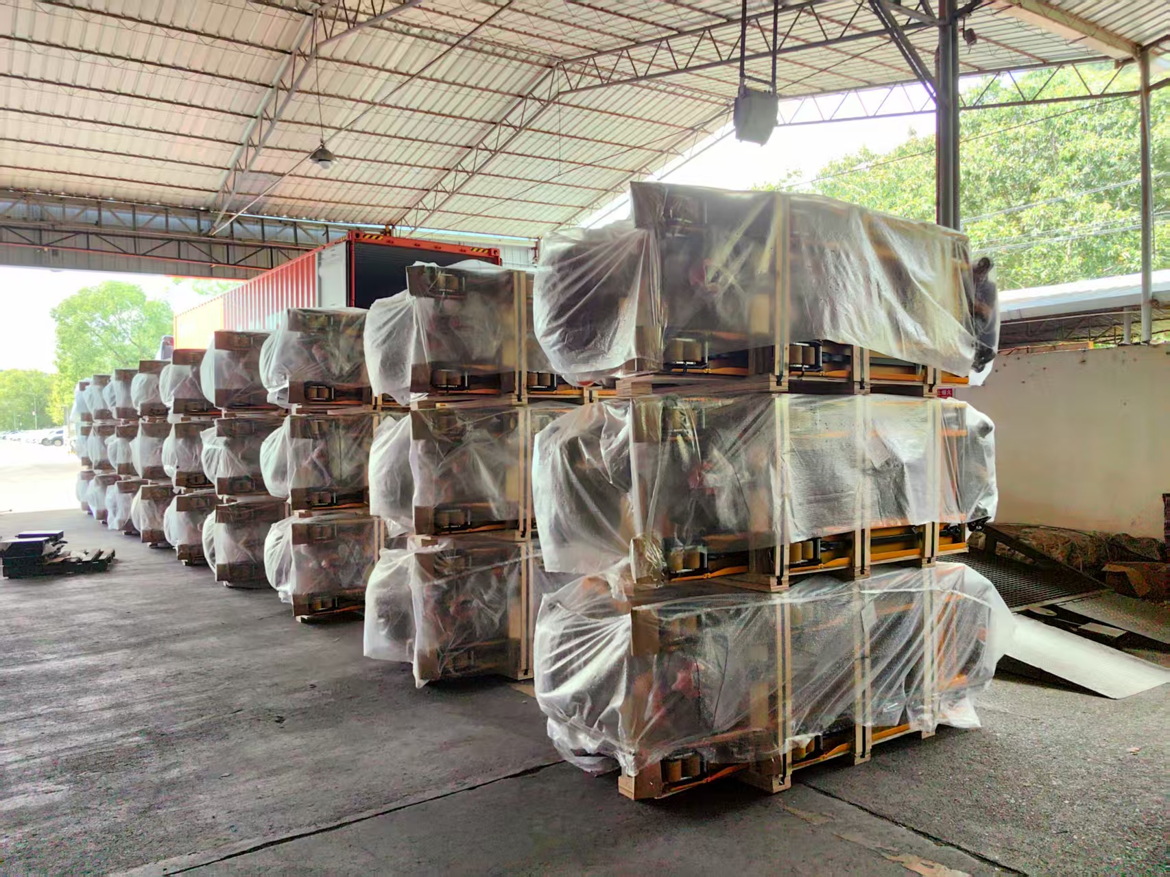 600-Unit Electric Pallet Truck Order